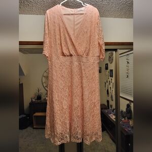 Elegant Pink Lace Dress